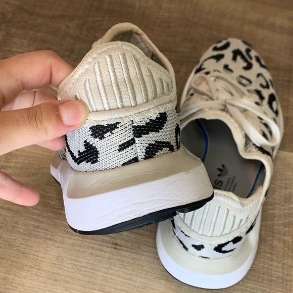 Adidas Swift Run X Leopard Sneakers - Picture 6 of 15
